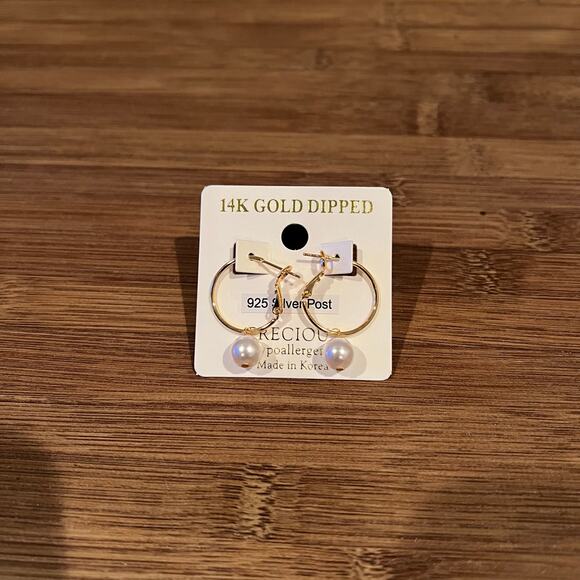 Earrings Golden Huggie Hoop with Charms Fashion Pearl Drop Dangle Earrings Royal - Picture 6 of 11